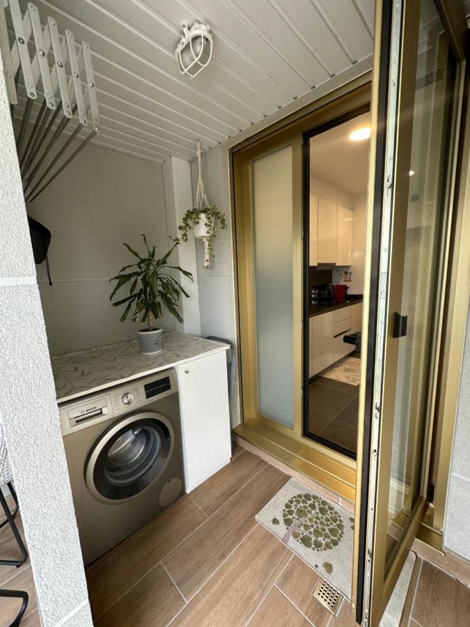Appartamento A estrenar amplio con piscina y parking Getxo Esterno foto